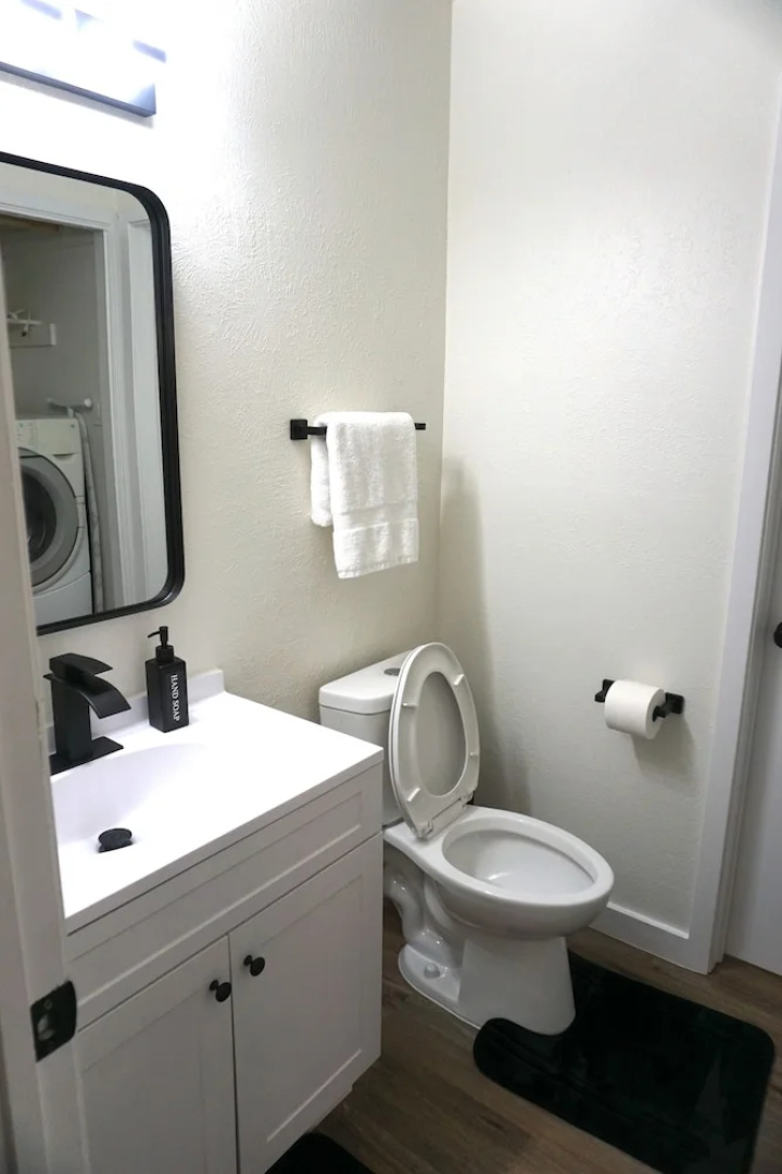 Newly Updated Cozy Home