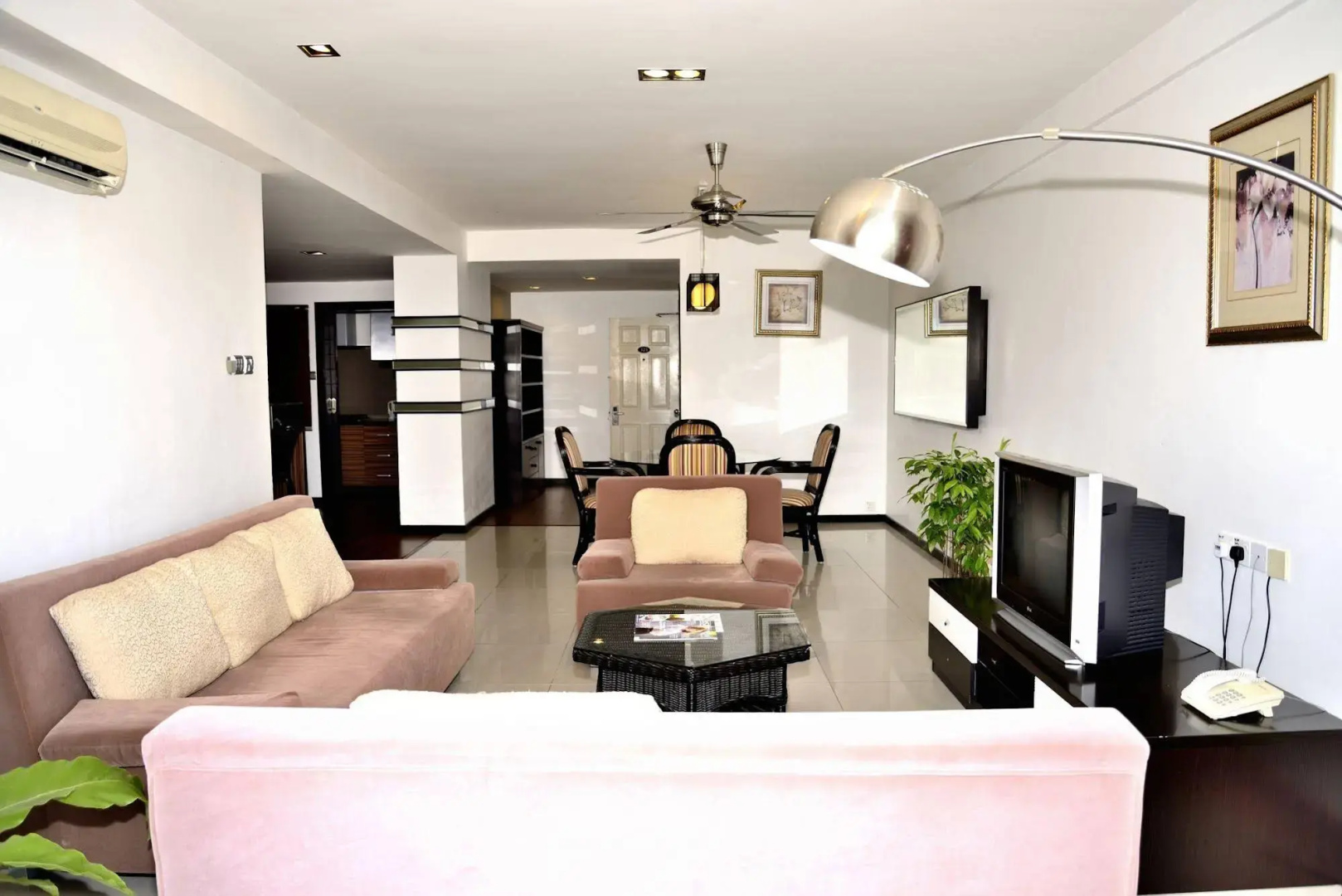 Likas Square Apartment Hotel