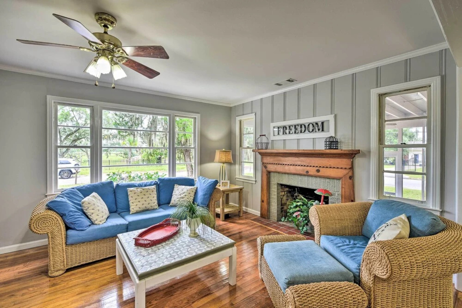 Beaufort Home W/porch, 4 Mi. From Downtown!