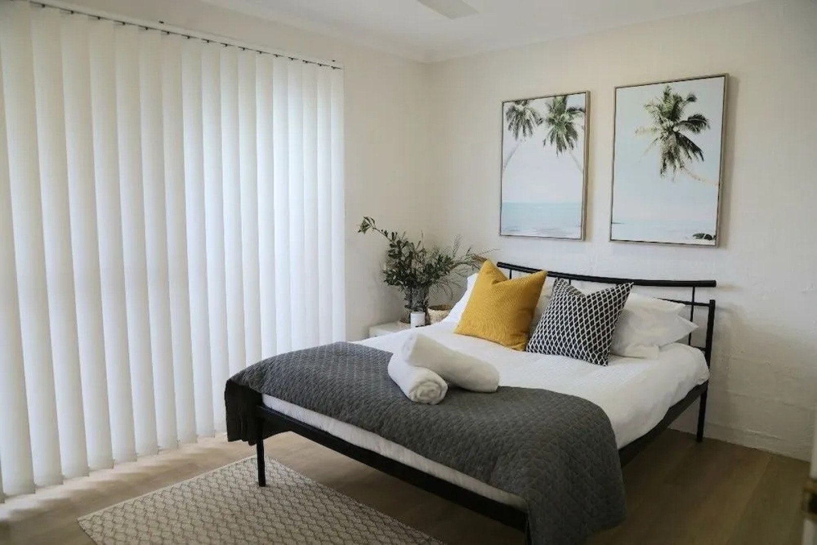 Beaches 1 - 1/7 Convent