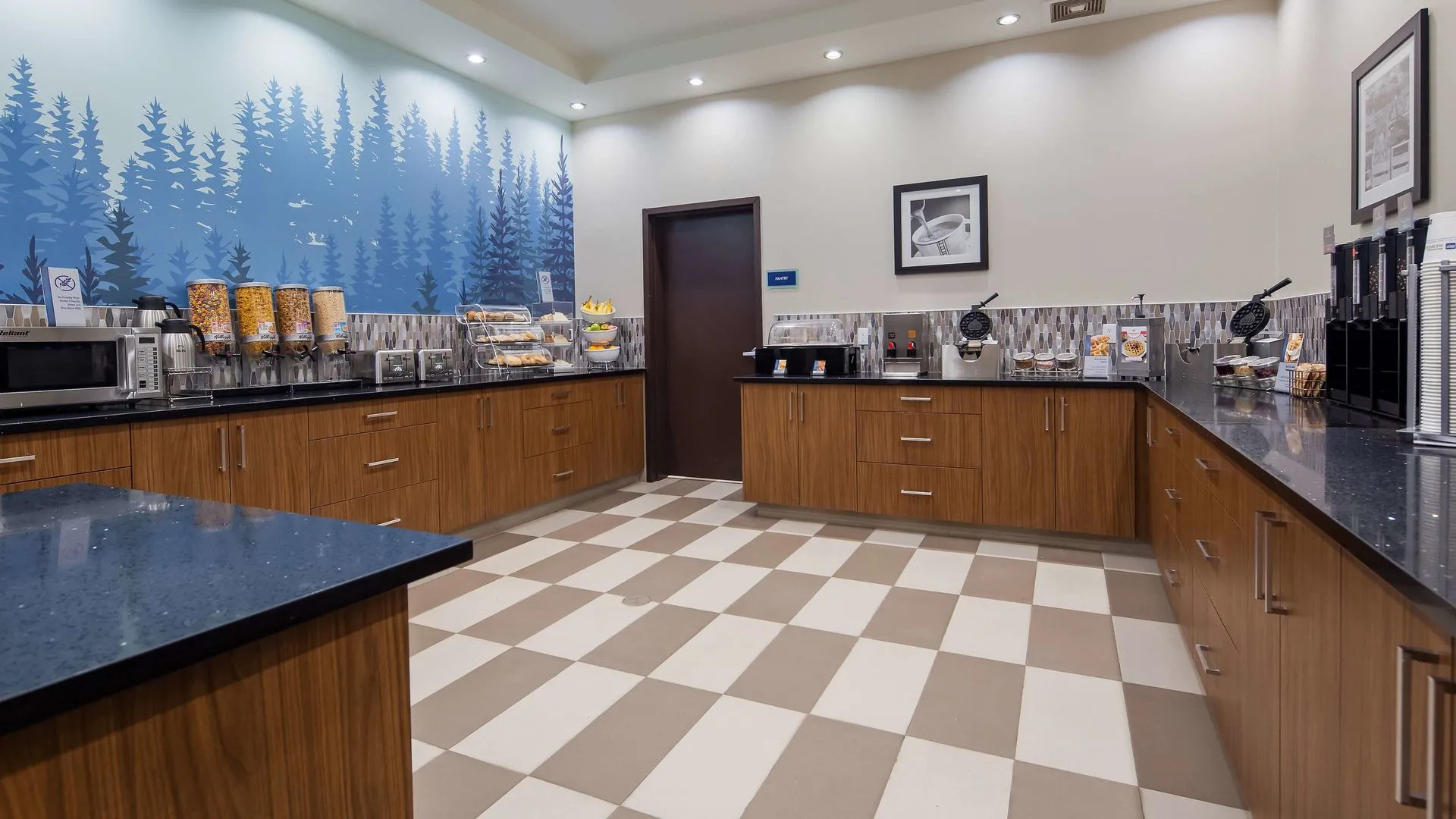 Best Western Plus Hinton Inn & Suites