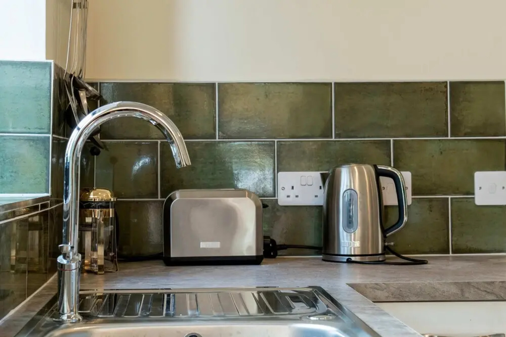 Ye Olde Bulls Head Inn & Townhouse