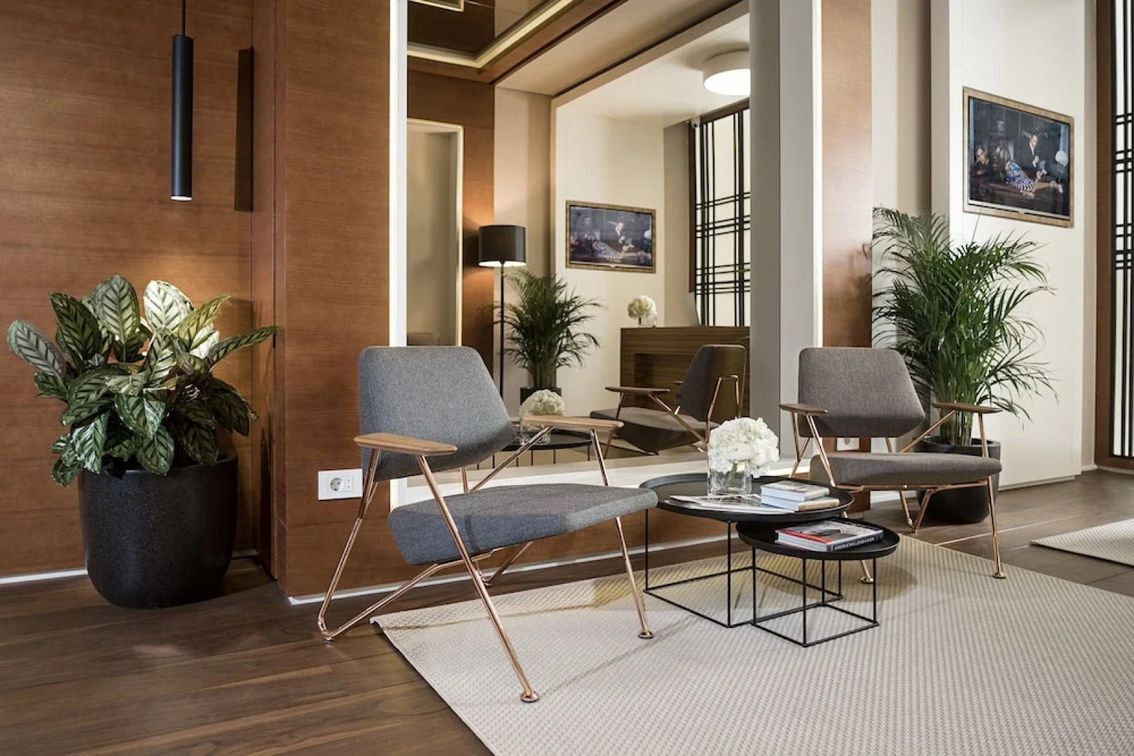 Dominic Smart & Luxury Suites Parliament