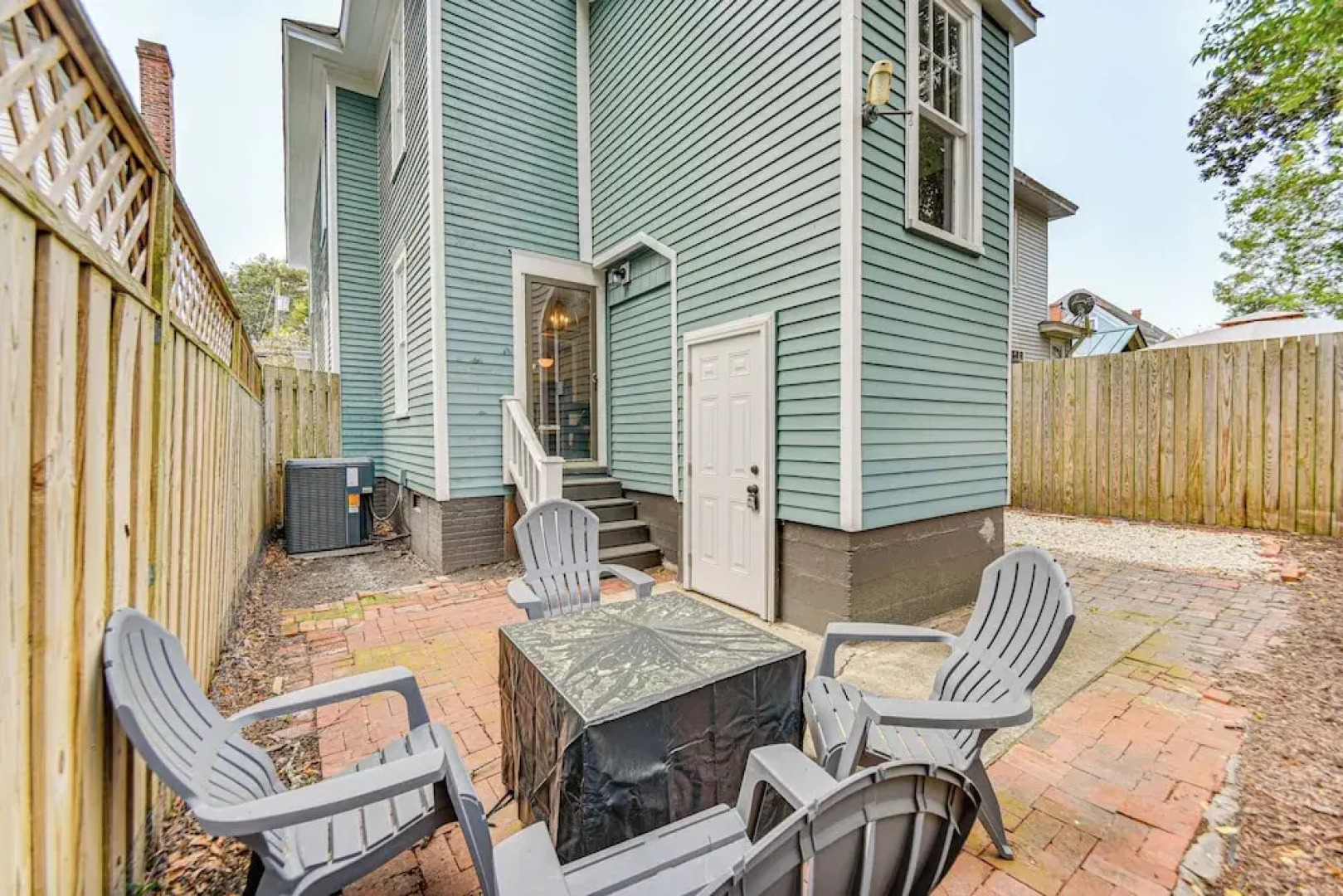 Elizabeth City Home w/ Fire Pit < 1 Mi to Downtown