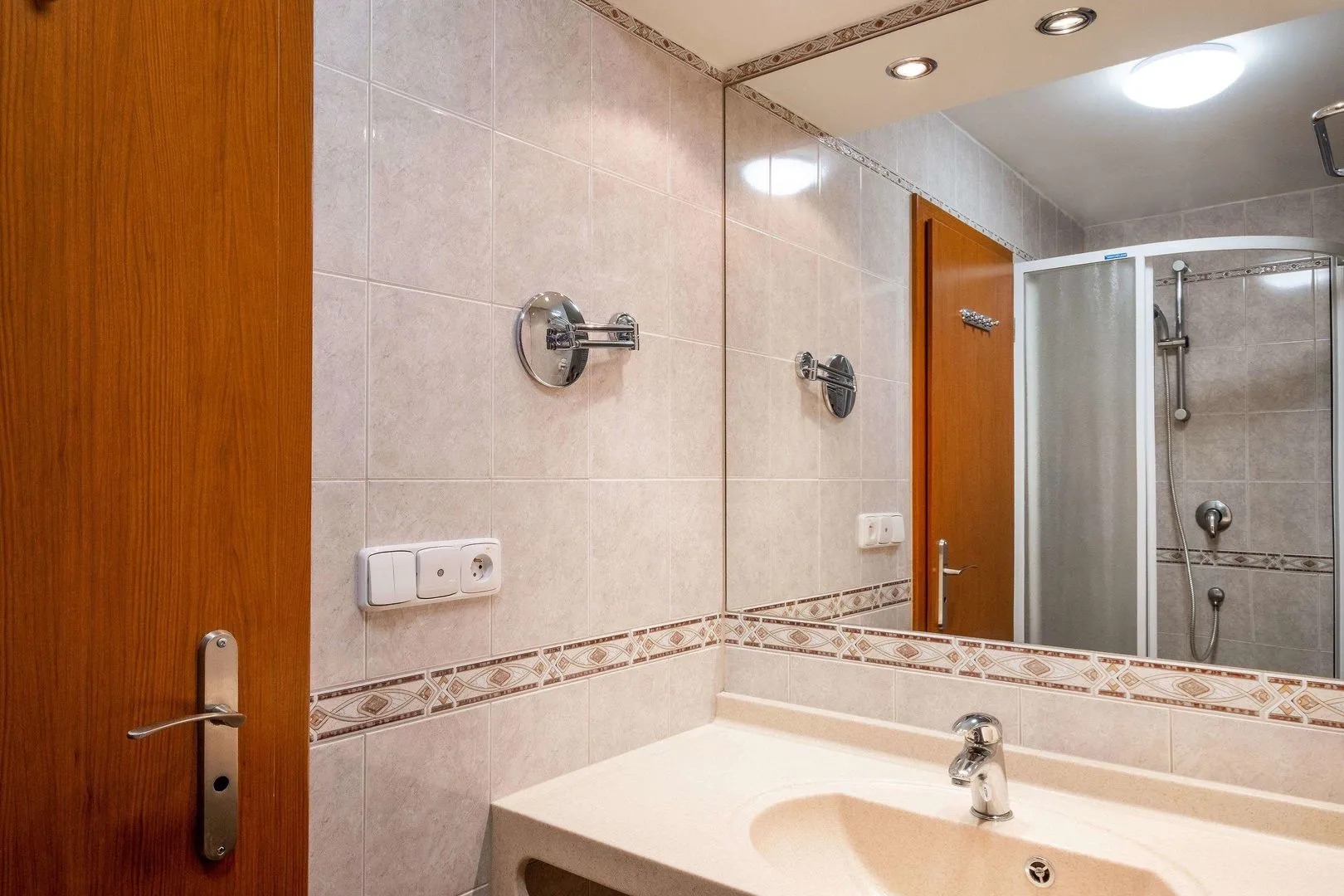 Pinia Hotel & Resort