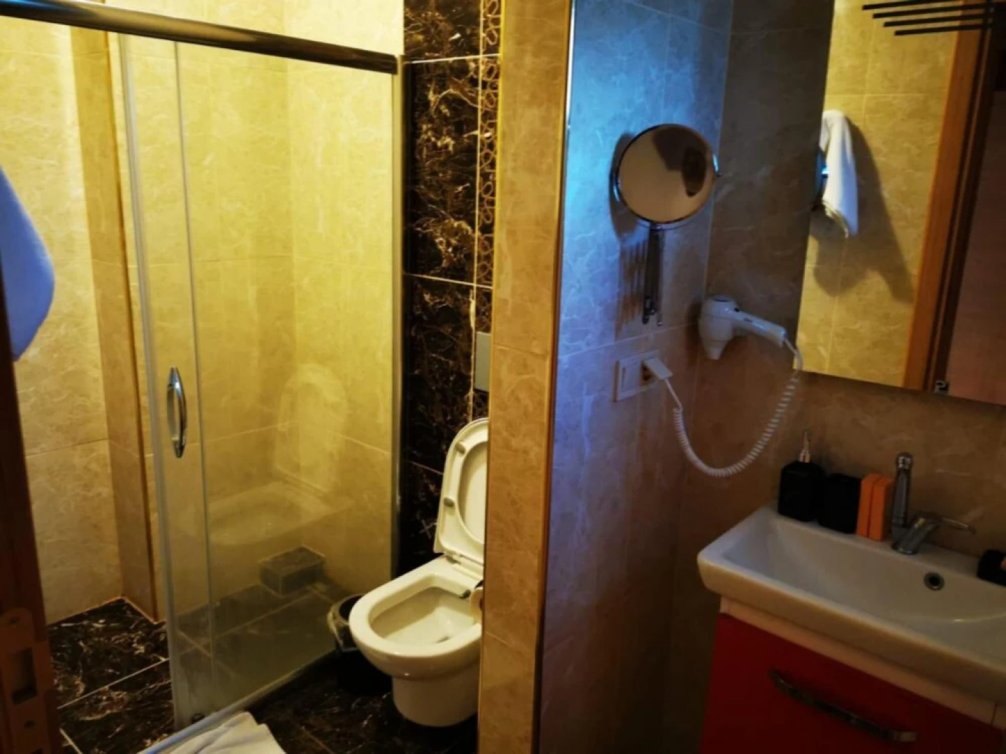 Villa Near Sapanca Lake With Jacuzzi Shared Pool