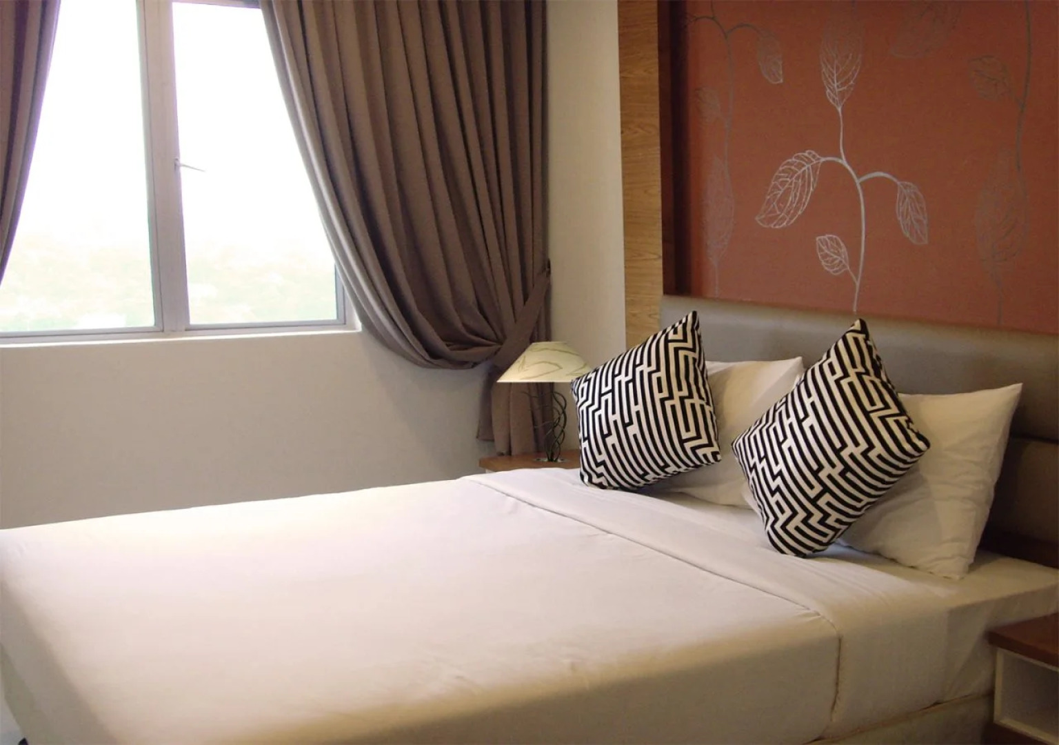 Duta Hotel & Residence