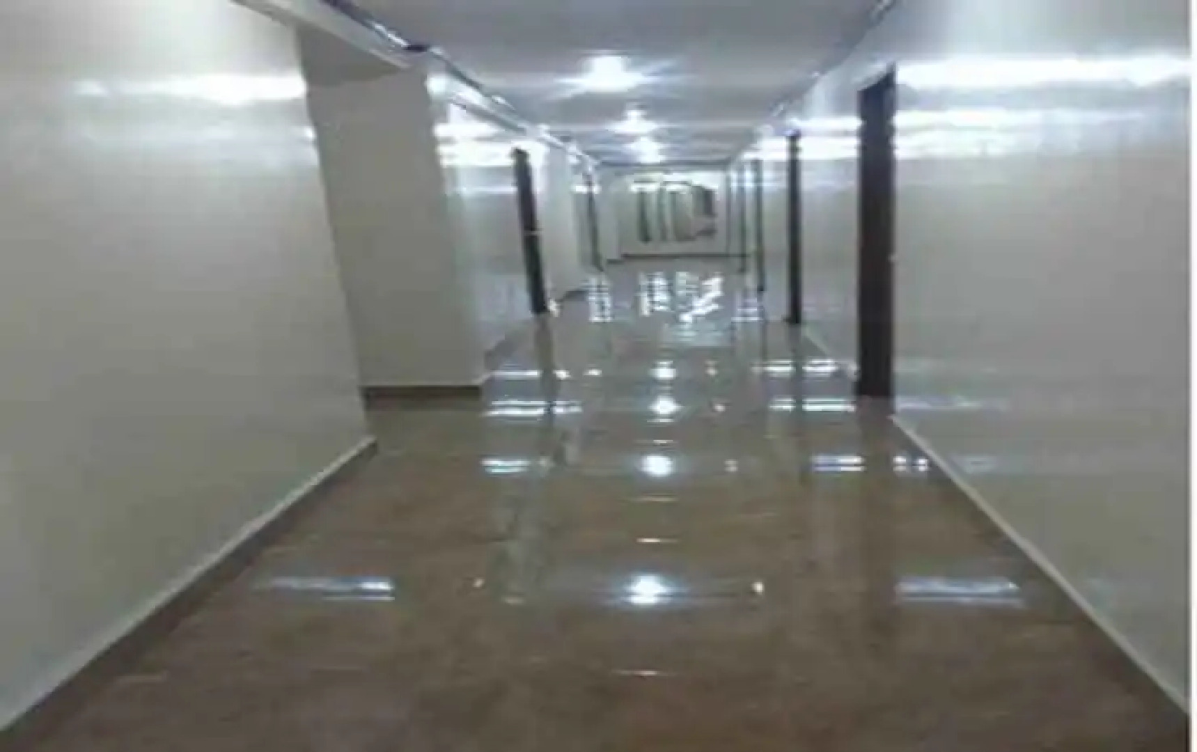 RedDoorz @ Elegance Guest House near NAIA T3