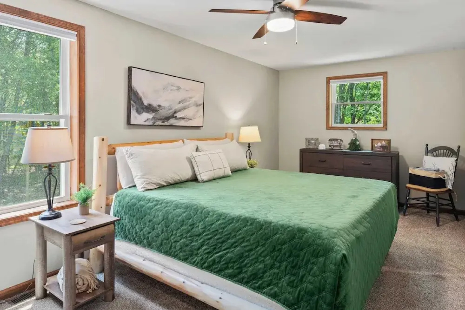 Maple Oasis by Avantstay Newly Built w/ Hot Tub, Game Room & Fire Pit