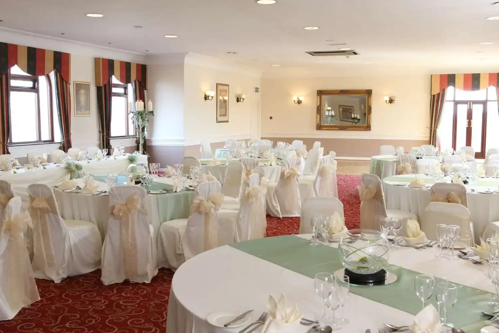 The Everglades Park Hotel