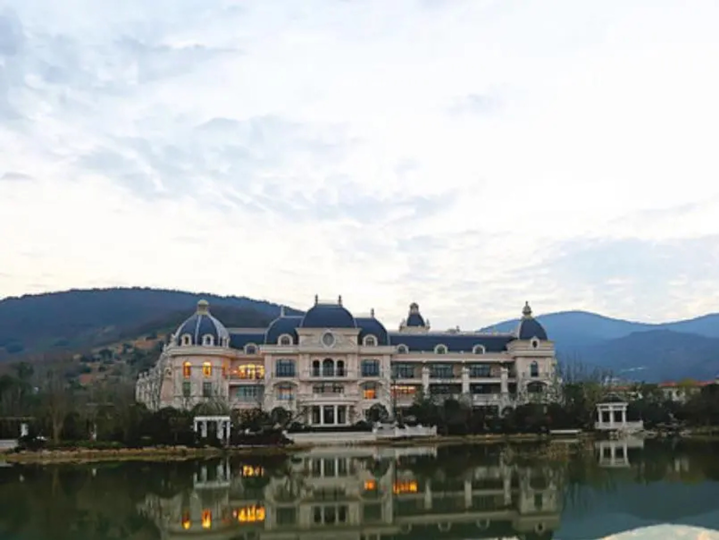 Wuxi Rsun The Lakefart Hotel