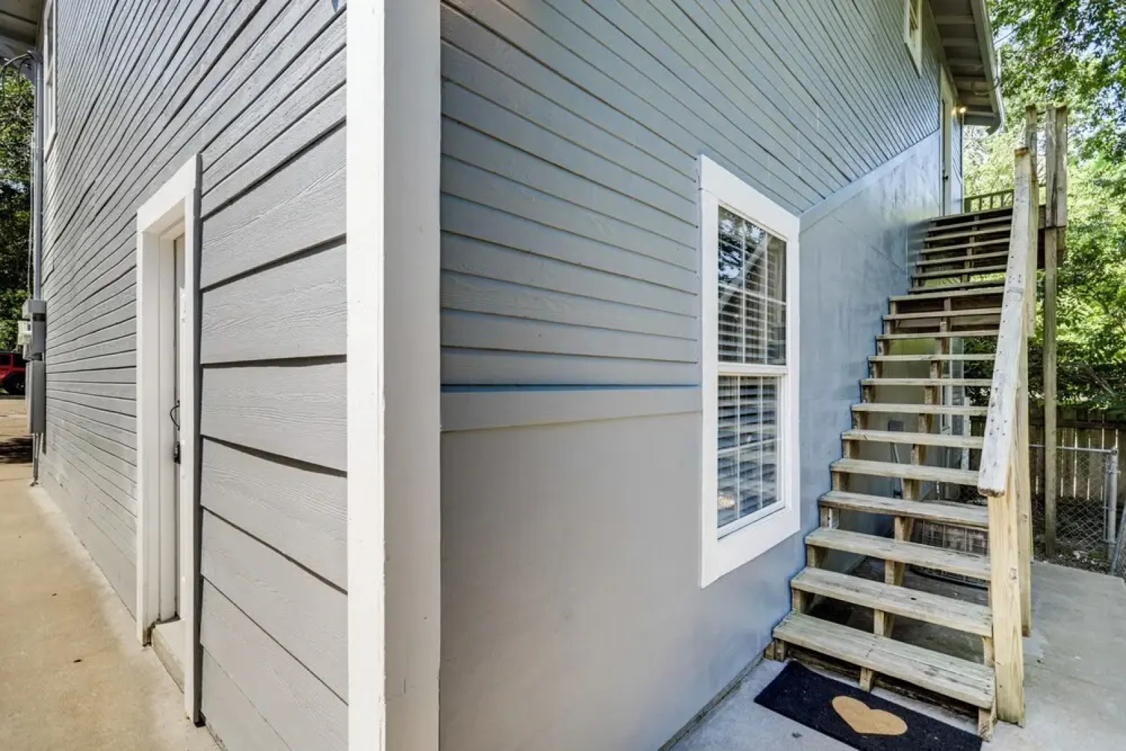 Wine Tours & Antiquing: Townhome Near Dtwn Brenham