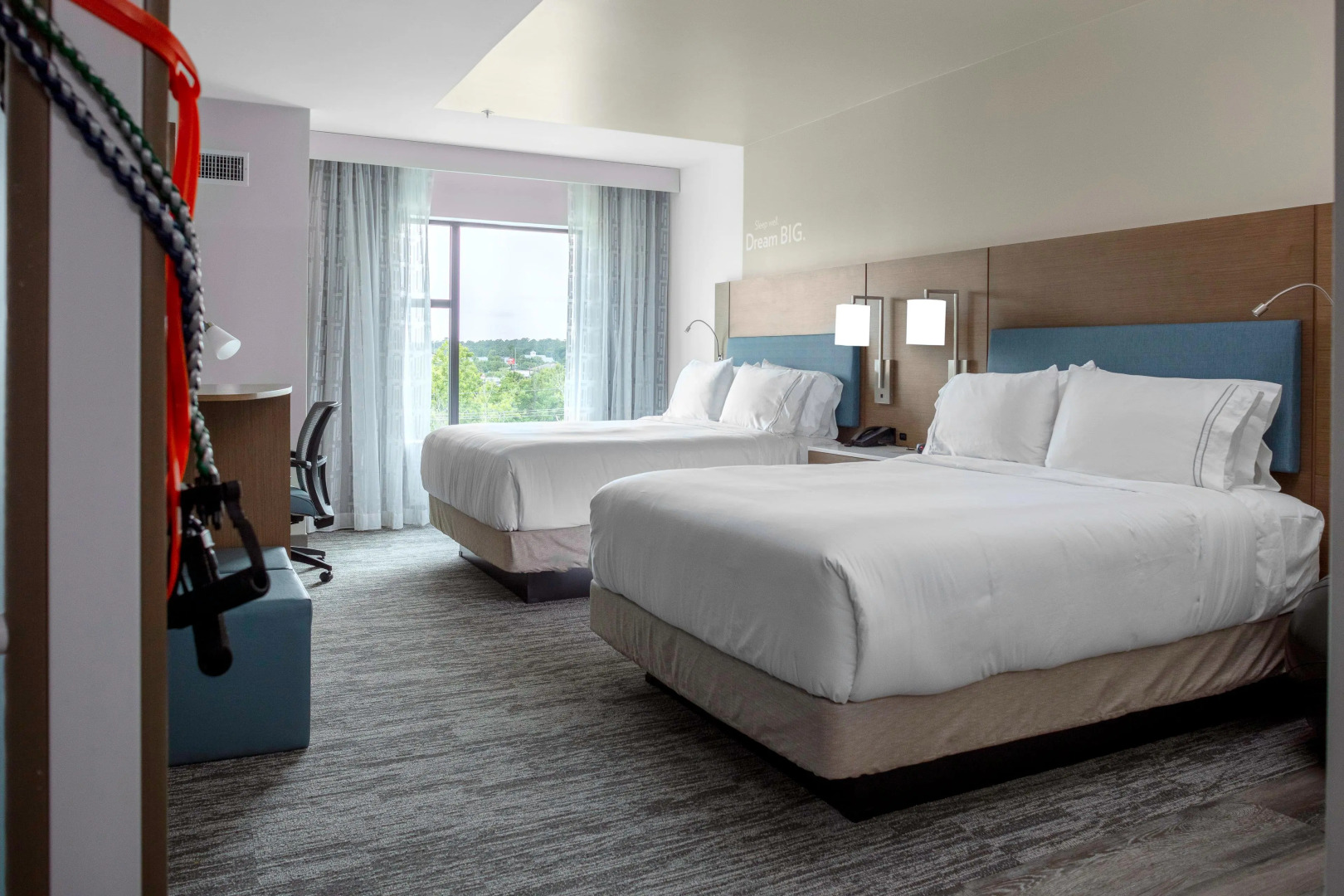 EVEN Hotel Shenandoah - The Woodlands by IHG