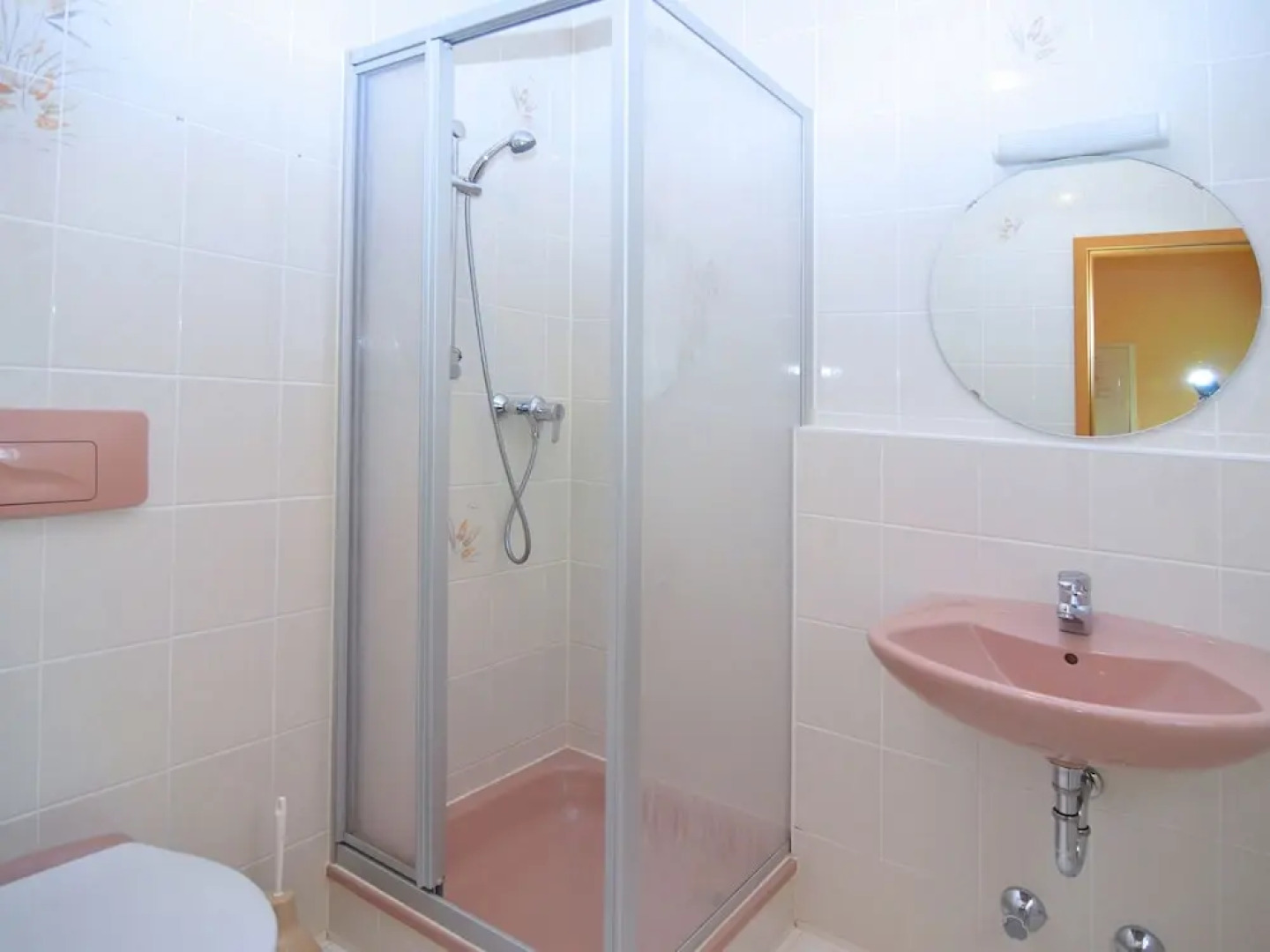 Vibrant Cottage near Ski Area in Steina