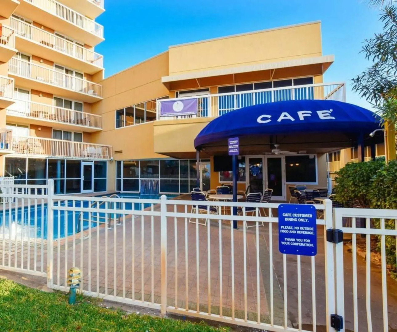 Pelican Beach Resort and Conference Center