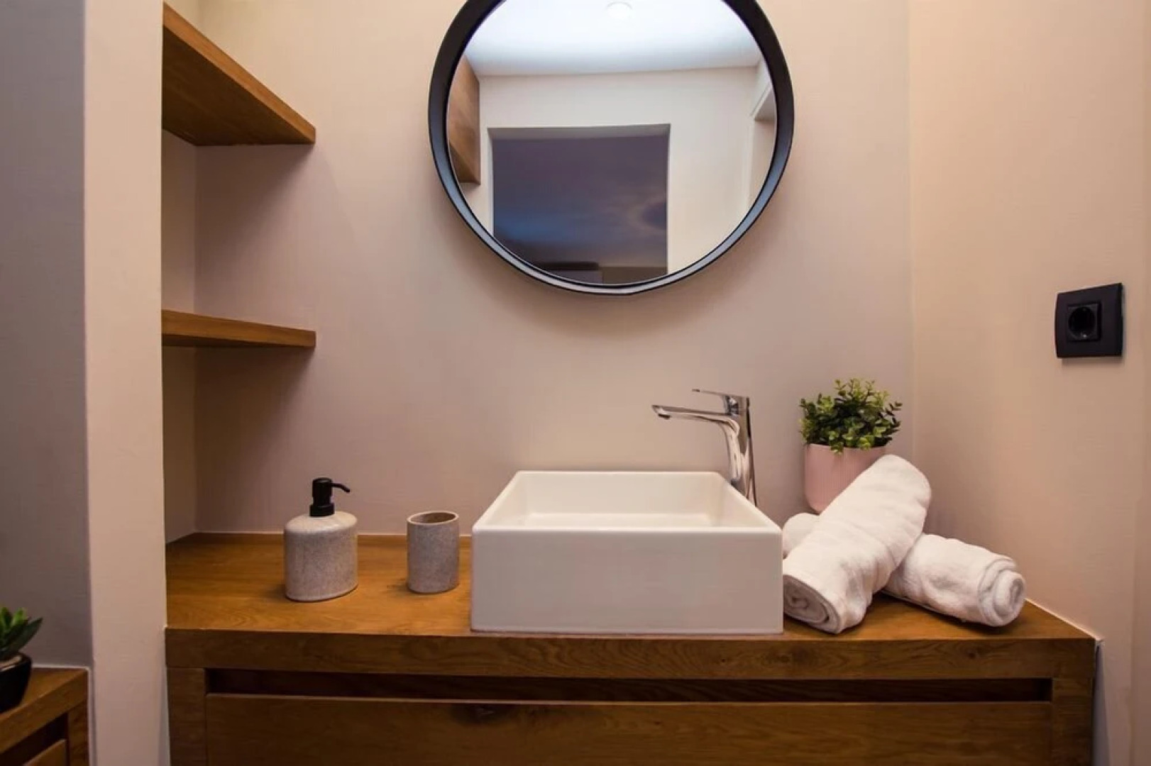 Drallos Luxury Villa