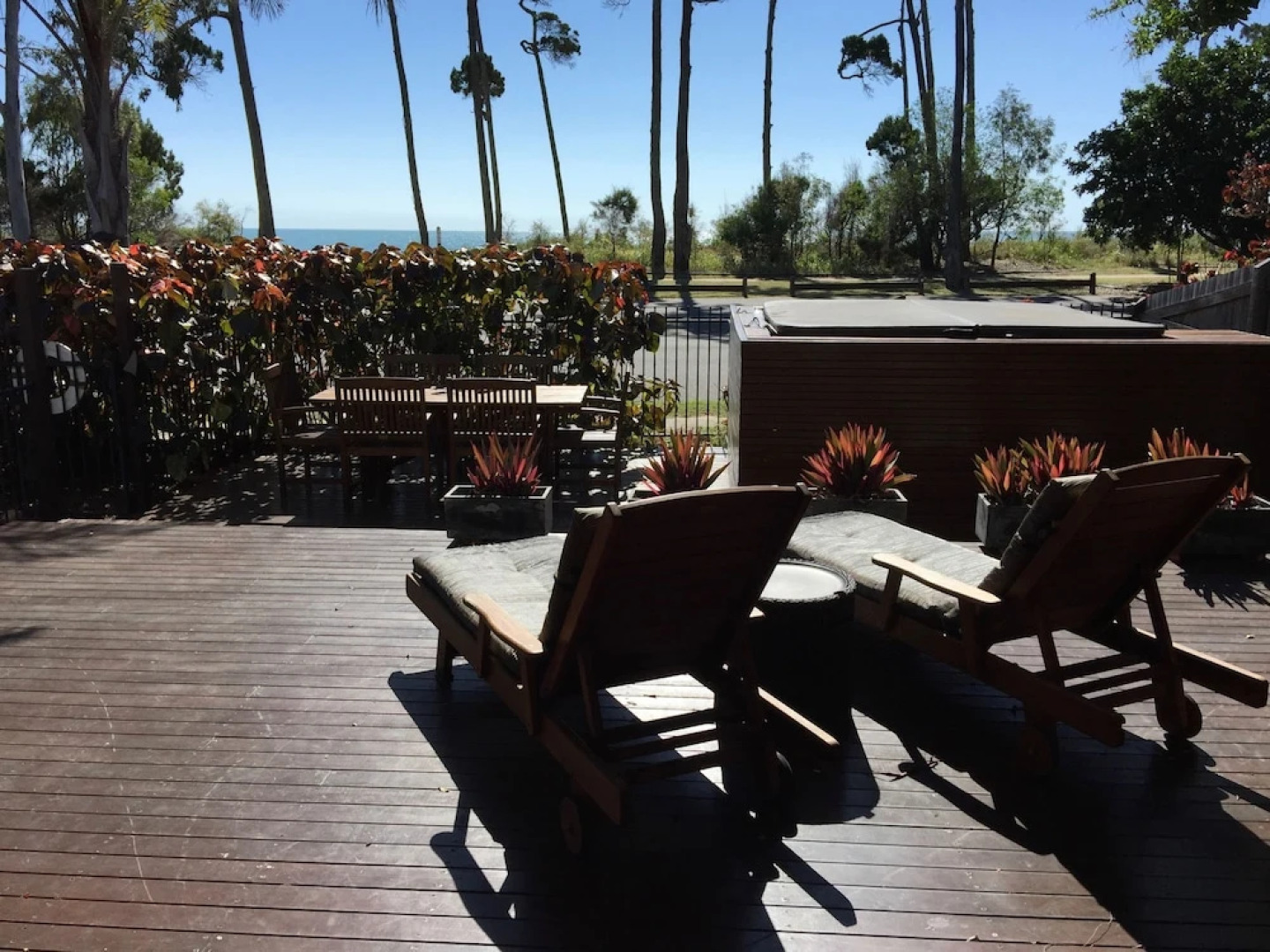 The Beachside Cottages