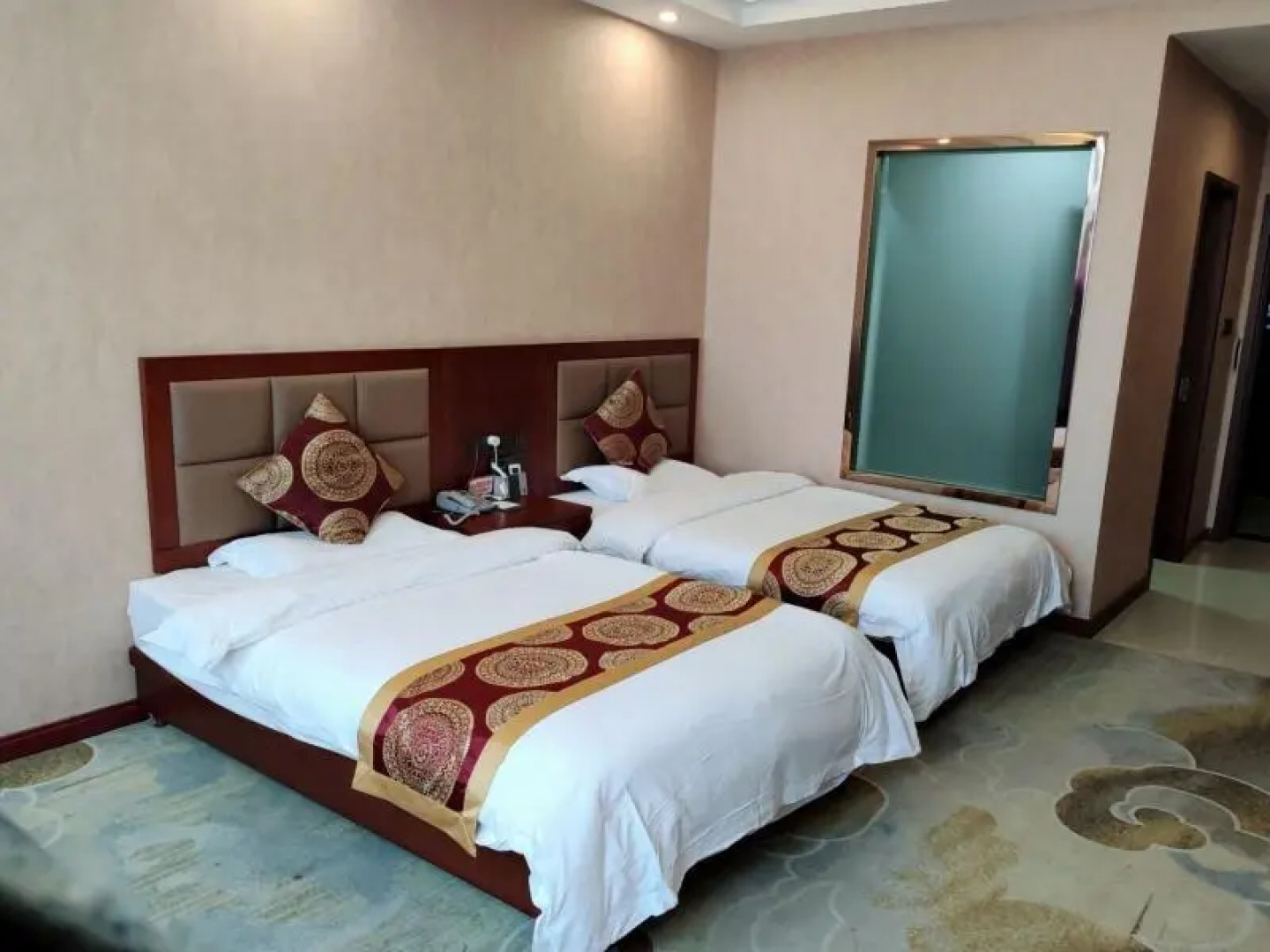 Greentree Alliance Hotel Xinjiang Tacheng Yumin Co