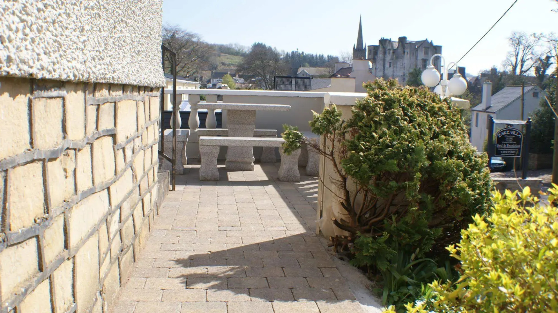 Eske Villa Bed & Breakfast