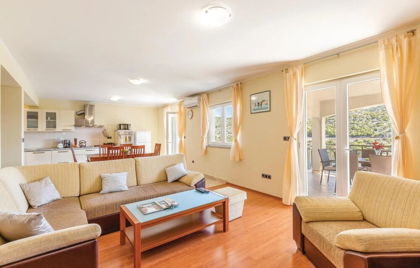 Beautiful Home in Ploce With Wifi and 2 Bedrooms