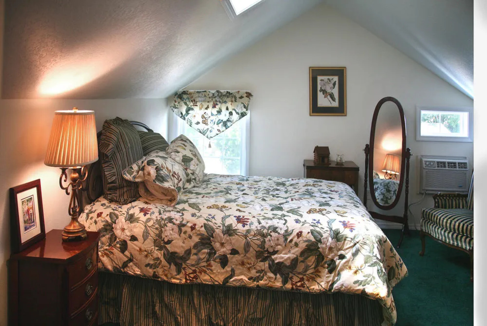 R. R. Thompson House Bed & Breakfast