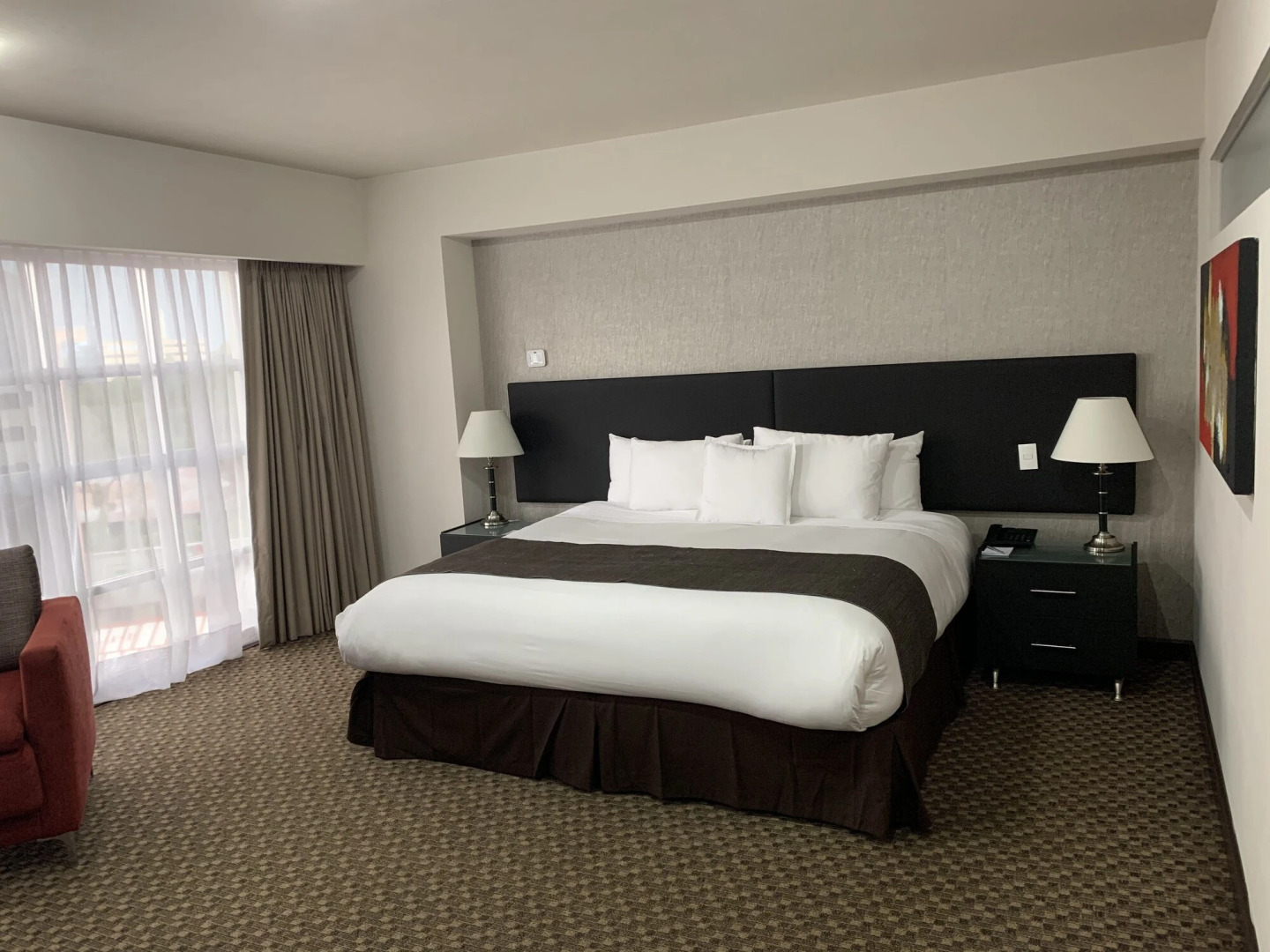 St Isidro Suites Corporate Housing SPA & Wellness Center