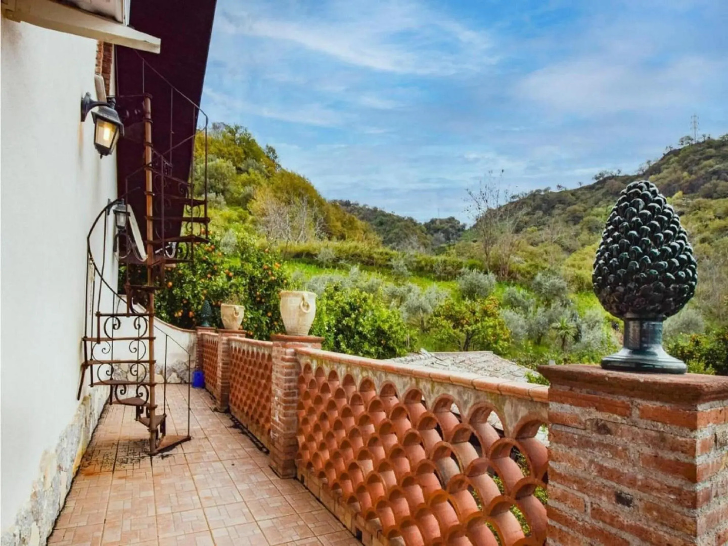 Charming chalet in Sicily with a swimming pool