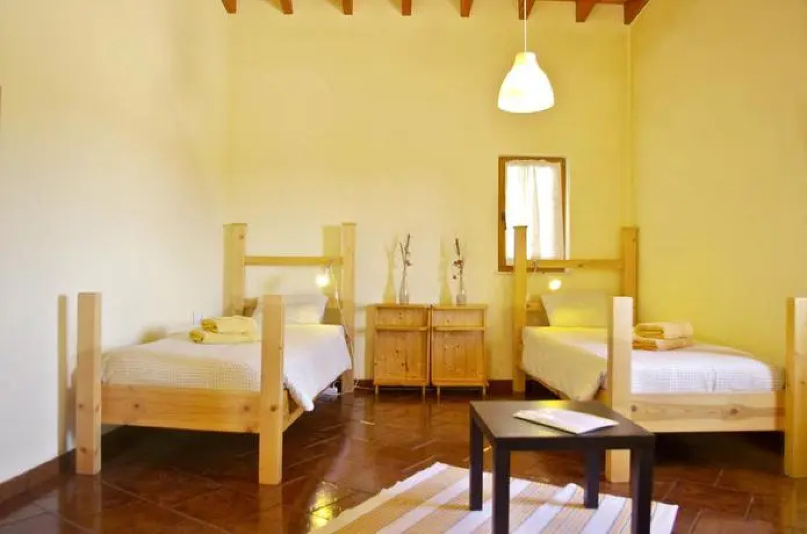 Vale Figueiras Surf Camp & Resort