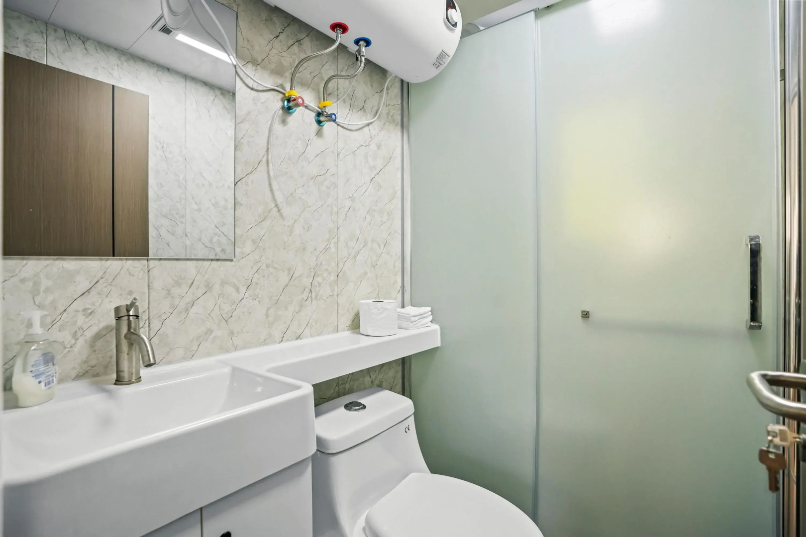 2BR Tiny Farm Home IN Fort Lauderdale