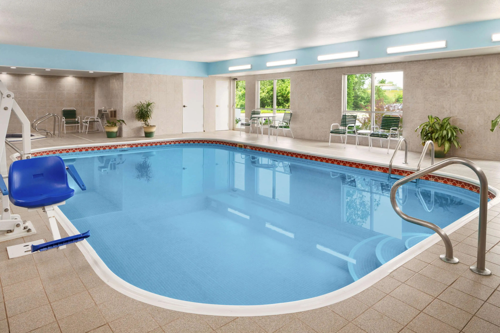 Country Inn & Suites by Radisson, Grand Rapids Airport, MI