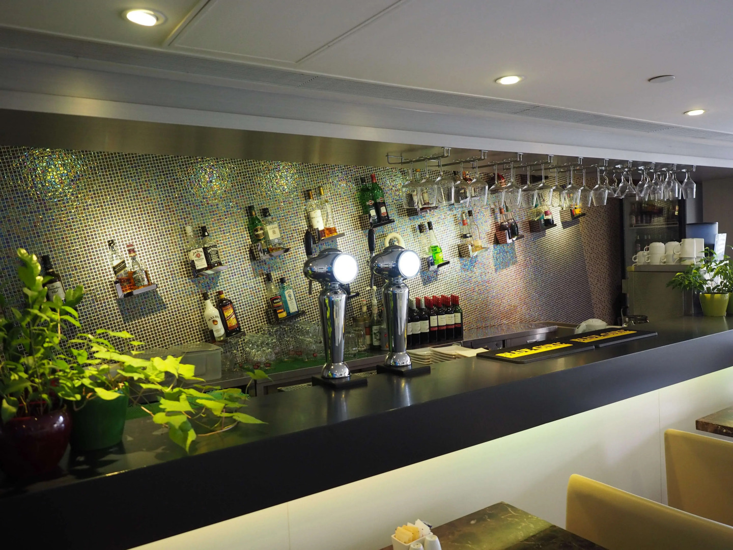 Harbour Plaza 8 Degrees