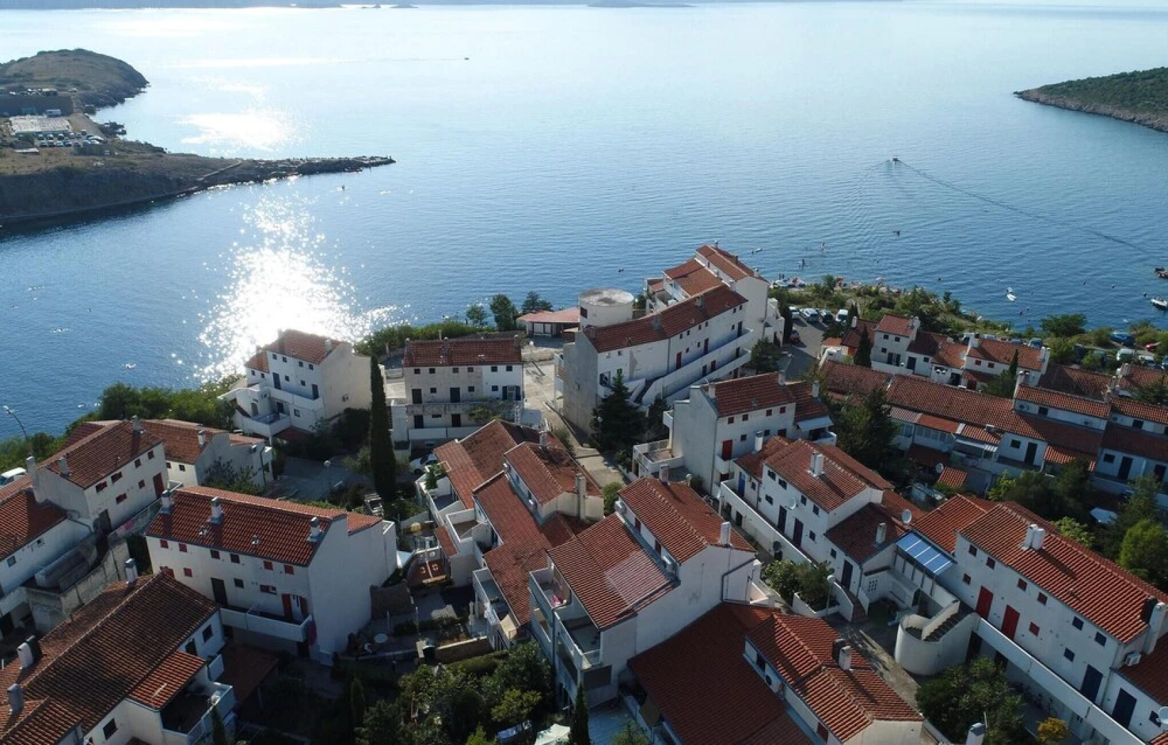 Awesome Apartment in Stinica With 1 Bedrooms and Wifi