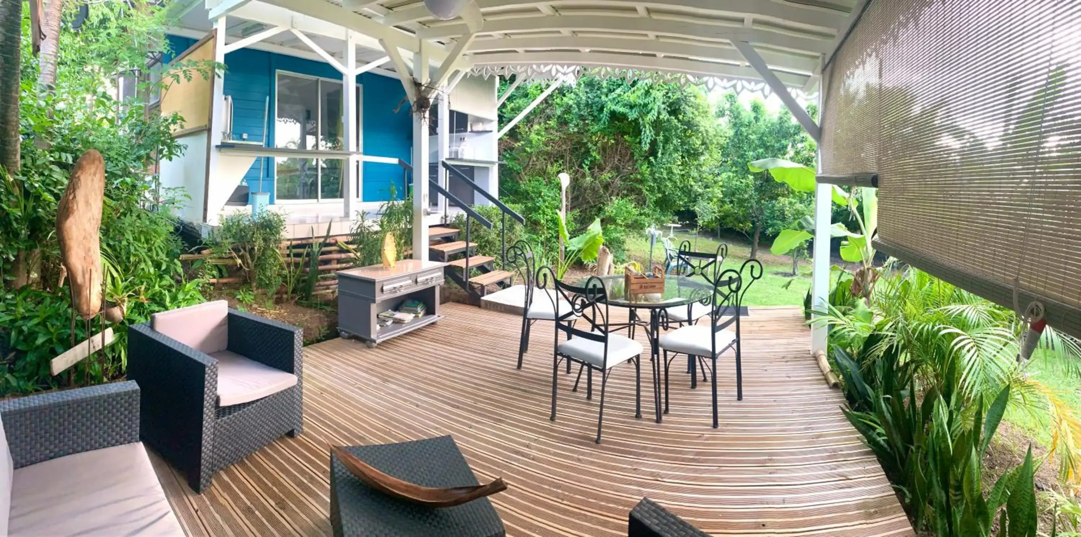 LODGE PAMPLEMOUSSE avec PISCINE privative , dans parc calme à 500 m plage