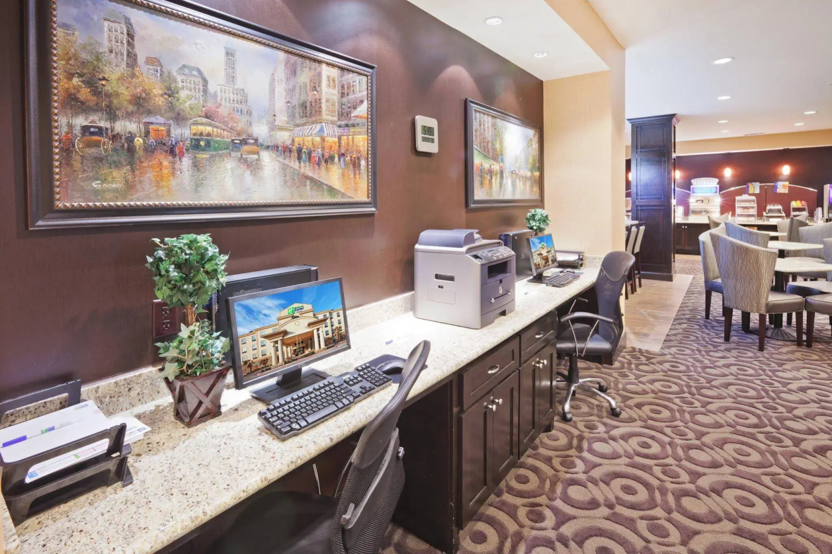 Holiday Inn Express & Suites Denton North by IHG