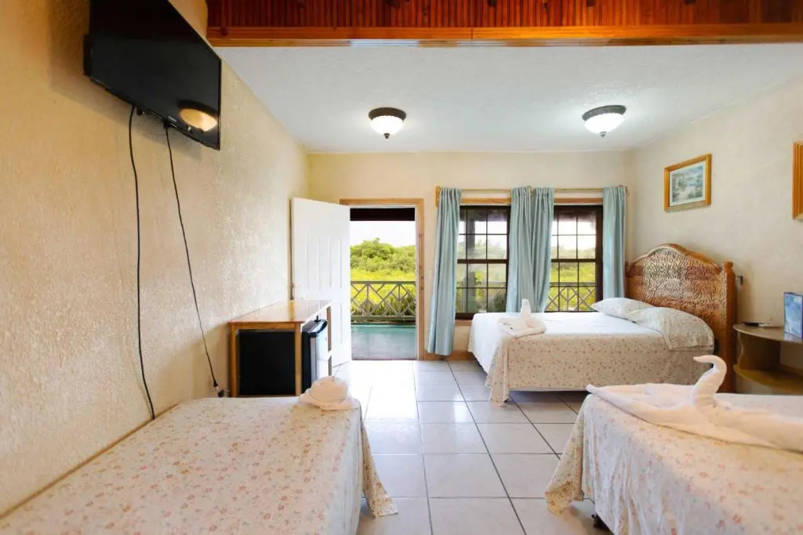 Sea Eye Hotel - Laguna Building