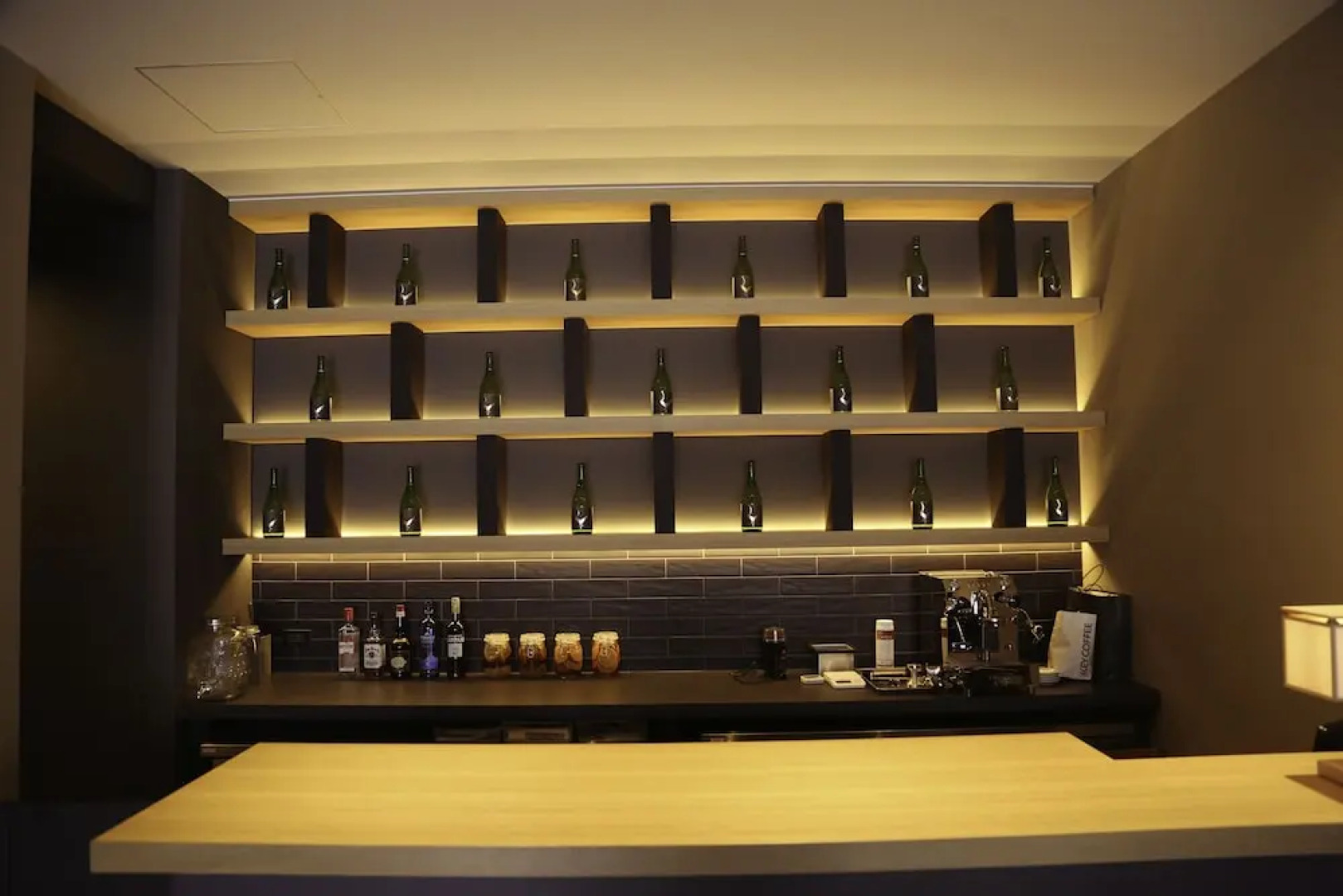 The Gate Casa Familiar