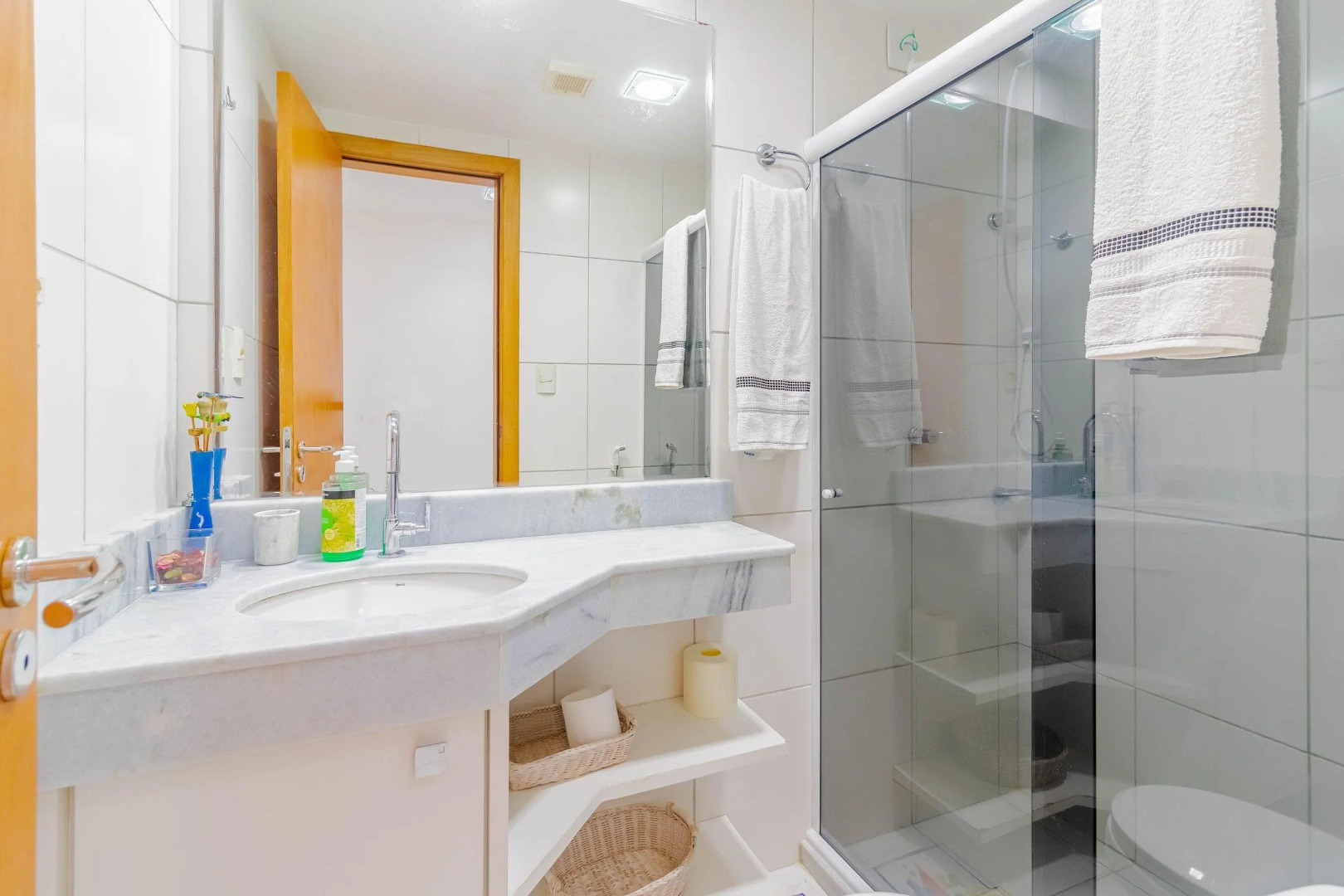 GB71 Apartamento 2 Quartos, Pé na Areia, Vista Mar - Paraíso dos Corais