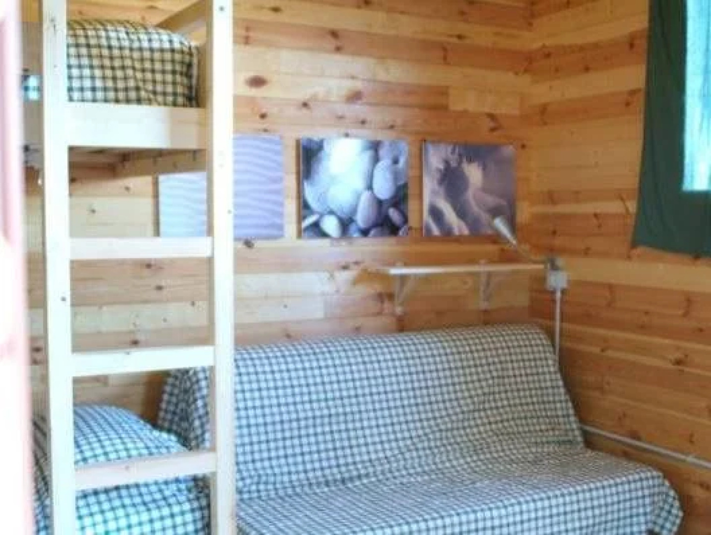 Cirucco Bay Hotel & Camping