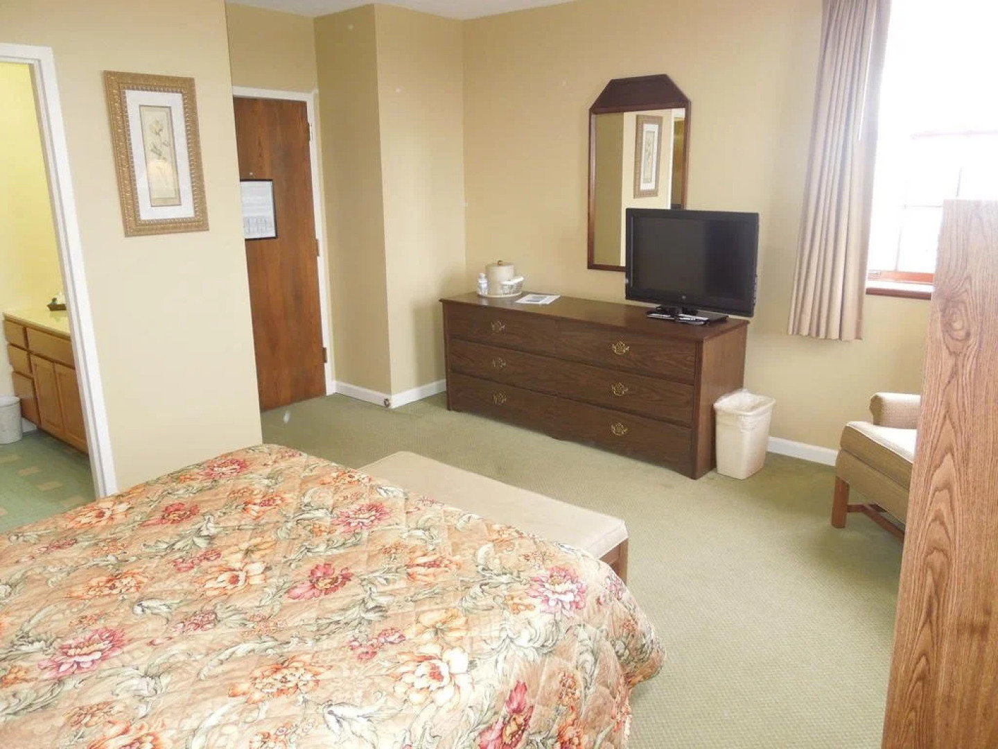 Guest Quarters at The Bridges Golf Club