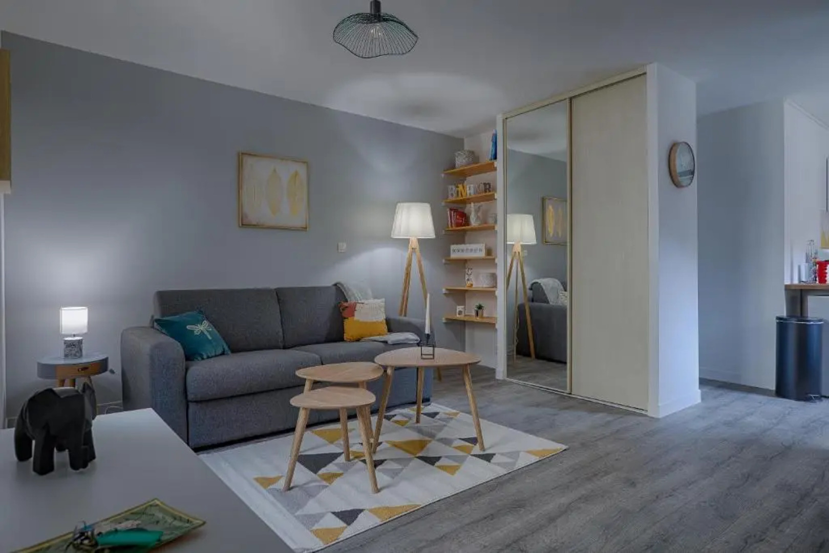 La chopine - grand studio, centre historique, hôtel de ville