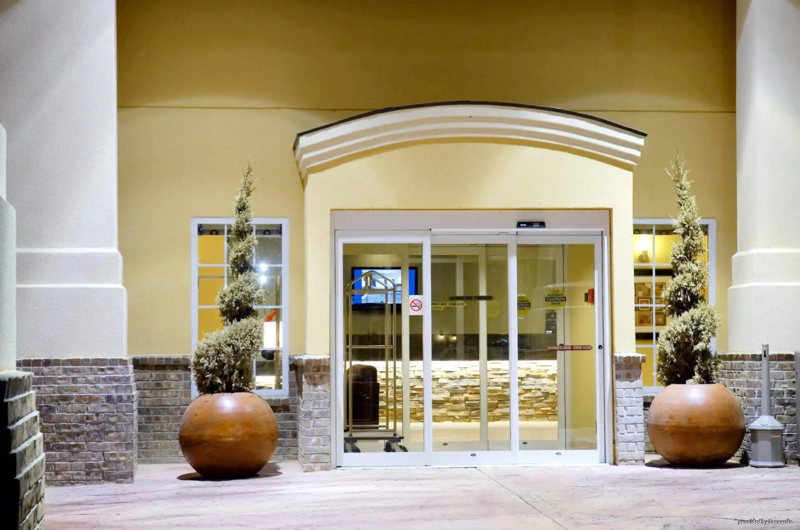 Best Western Plus Eastgate Inn & Suites