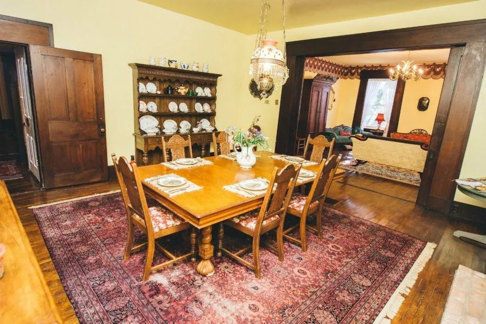 Old Caledonian Bed and Breakfast