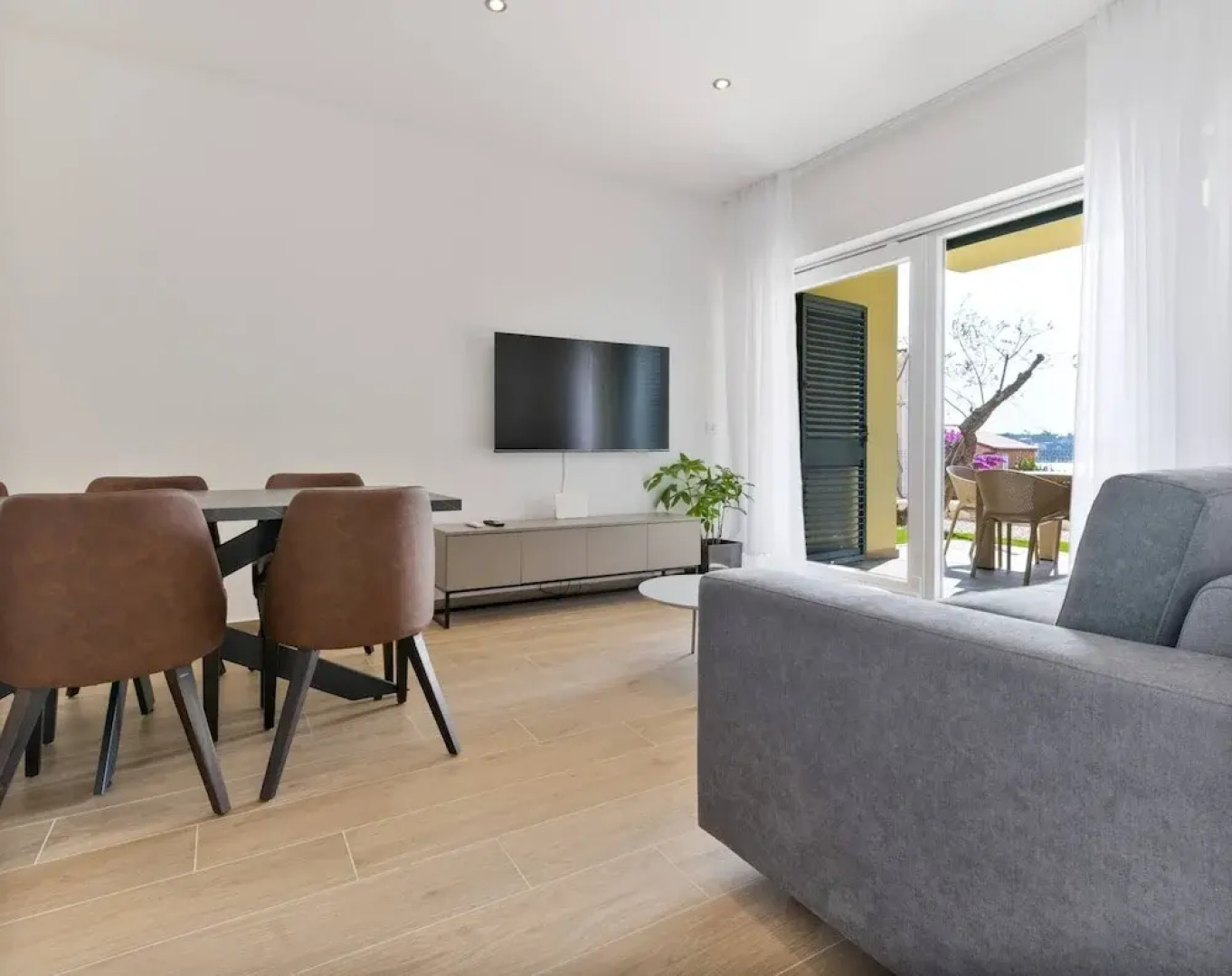 Luxury Living at Horizon Retreat