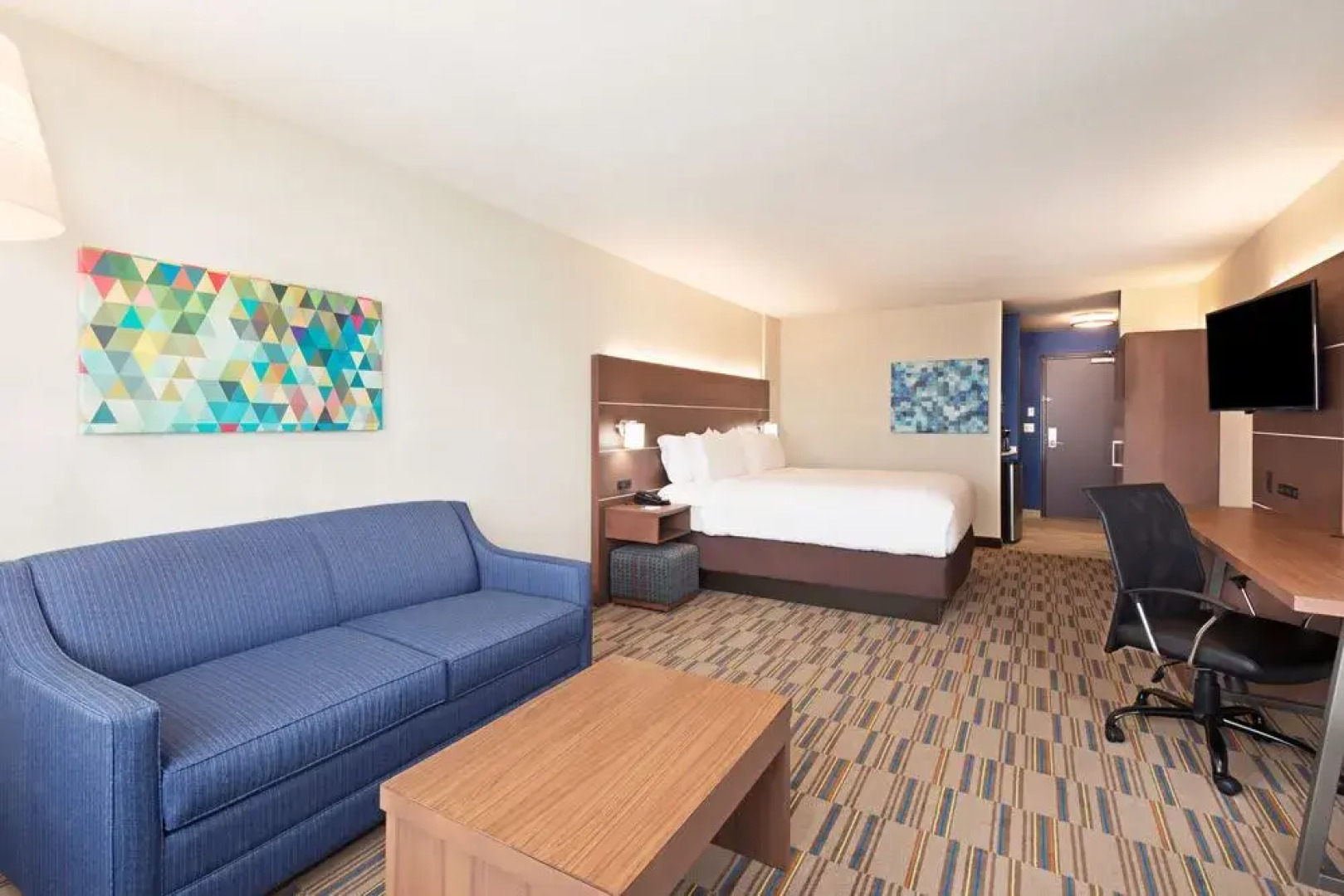 Holiday Inn Express & Suites Uniontown