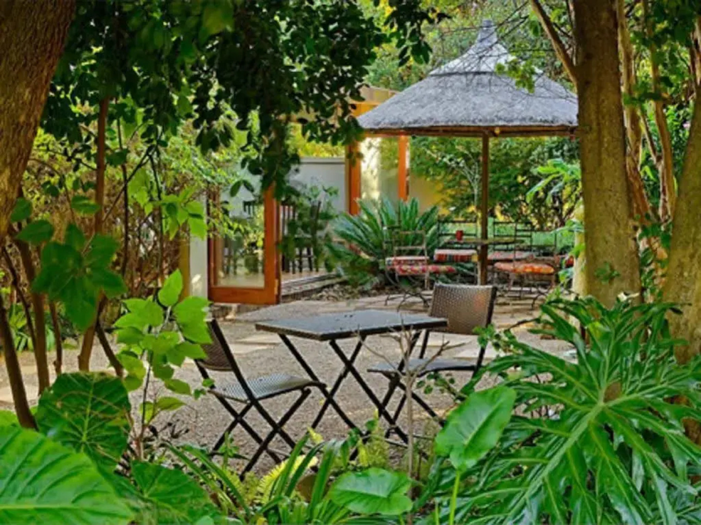 Amakoekoe Guest Lodge