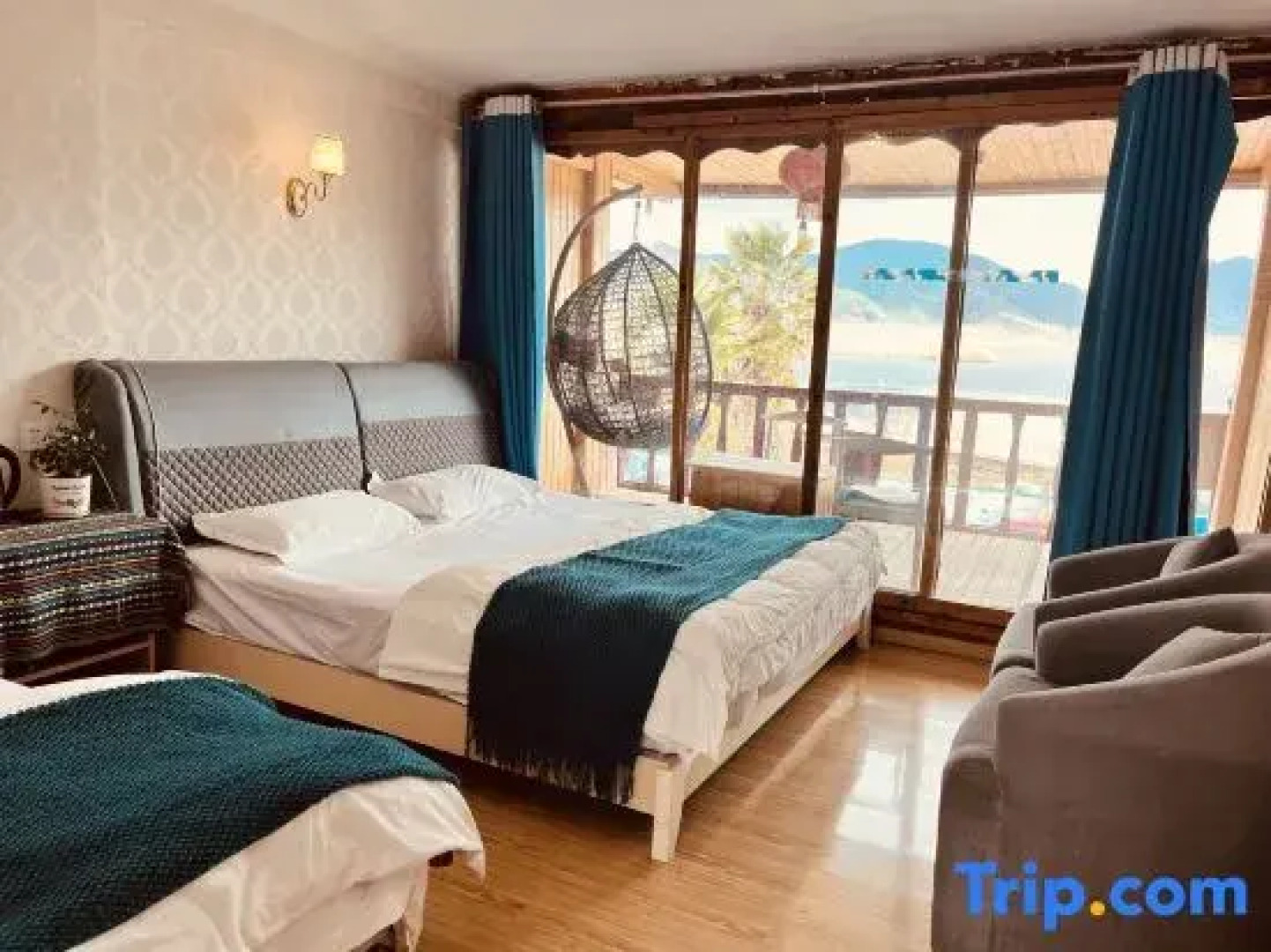 Wuhu Huguang Mountain House Inn