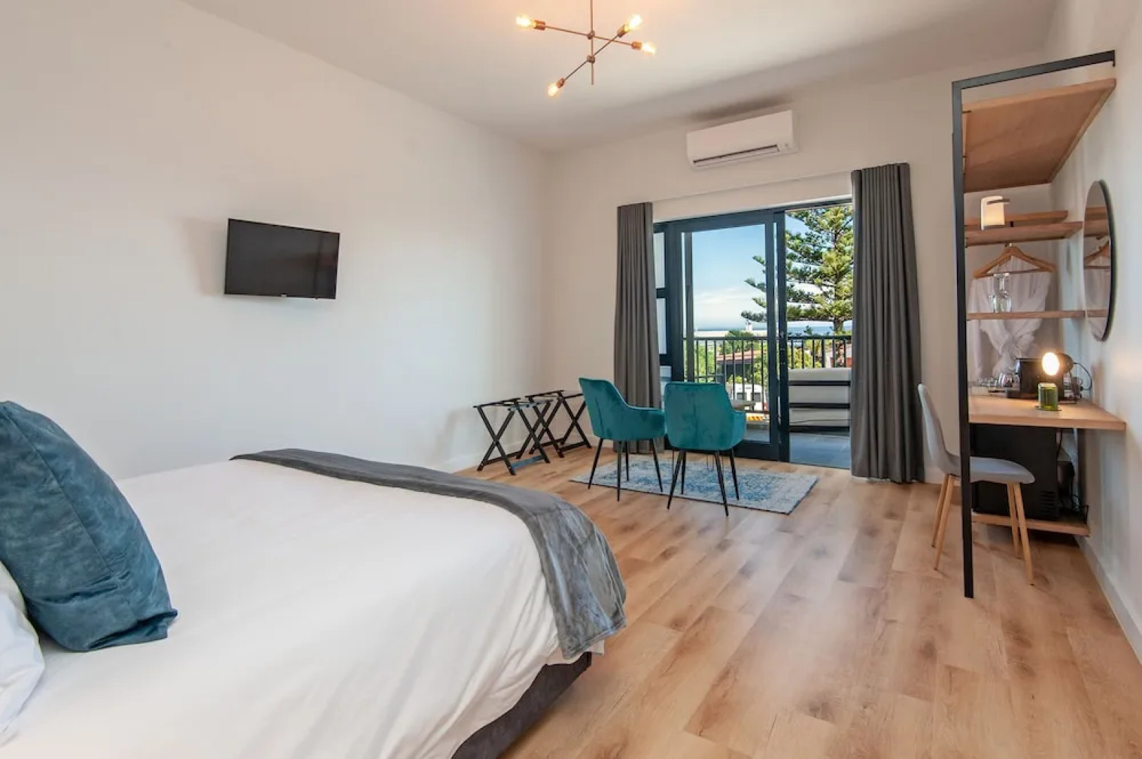 Glow Boutique Suites