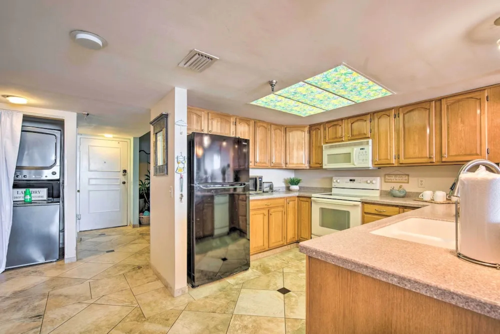 Hudson Resort Condo w/ Gulf Views & Beach!