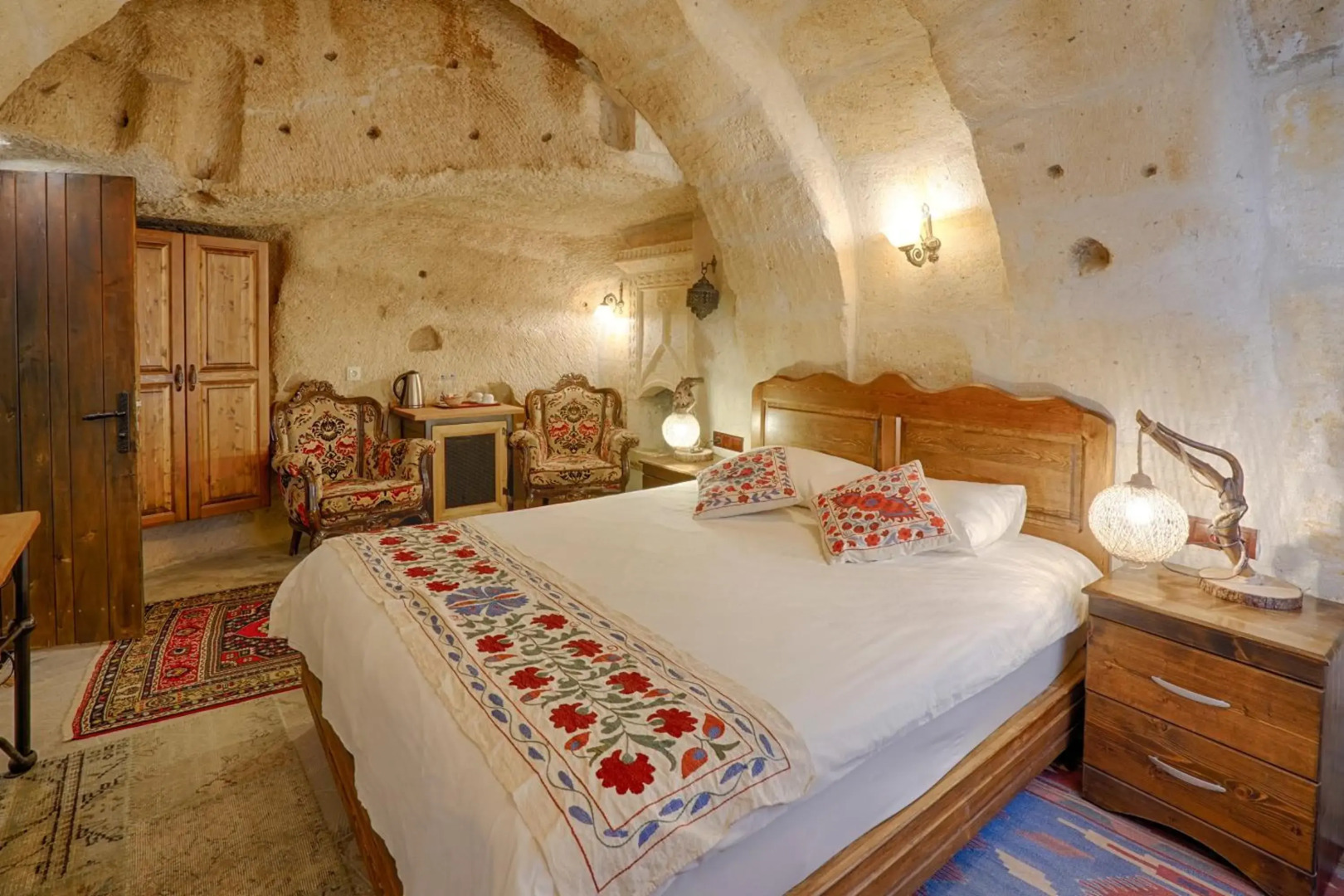 Tulip Cave Suites