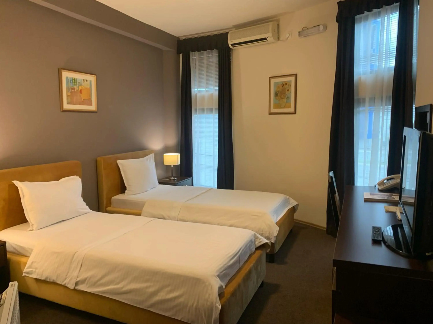 Keto Hotel